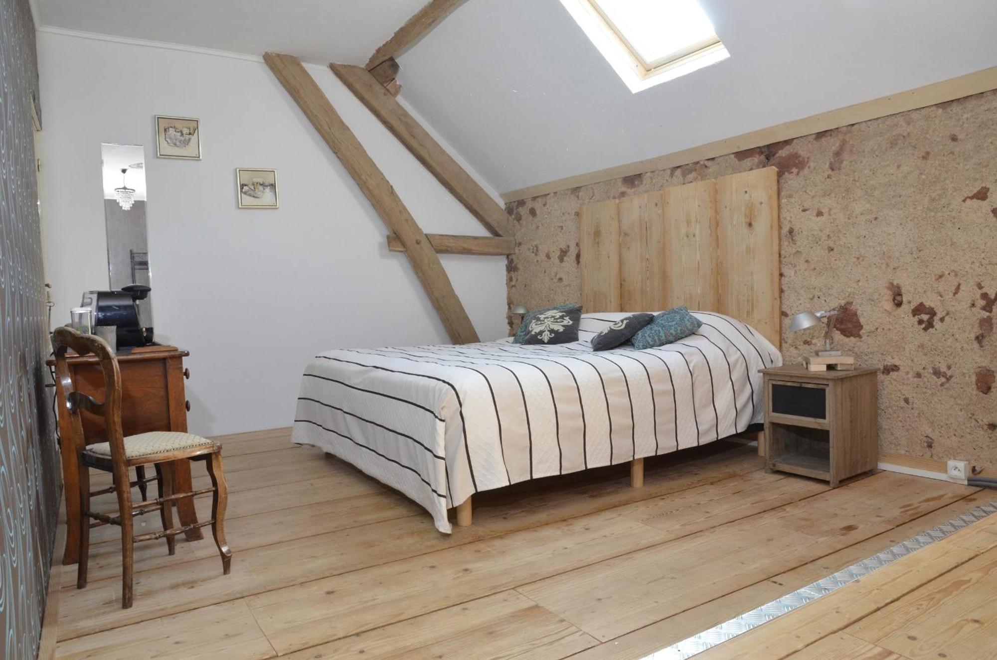 Bed and Breakfast Les Fruits Du Passau Saint-Désiré Habitación foto